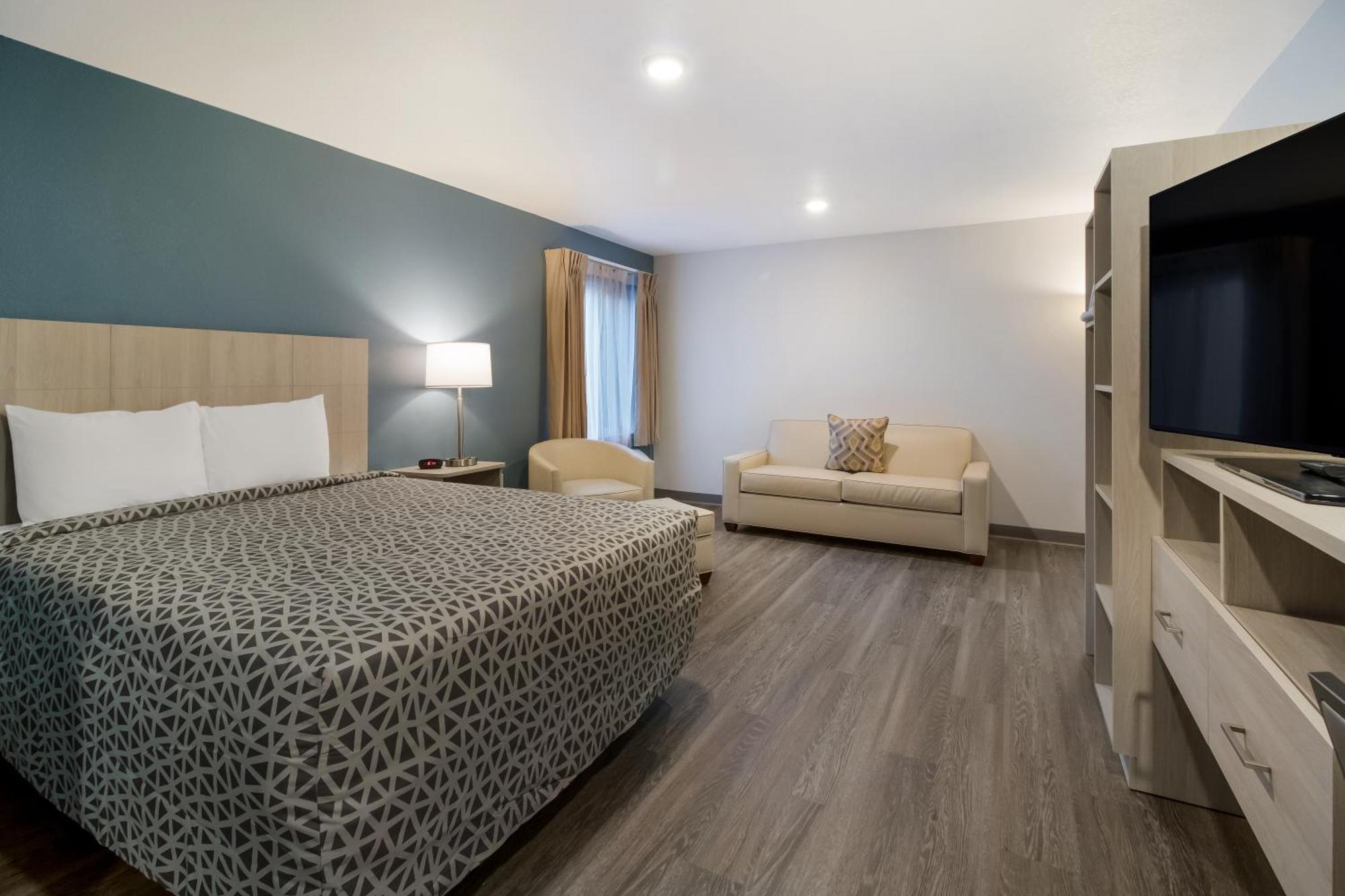 Woodspring Suites Charlotte Airport Exterior photo